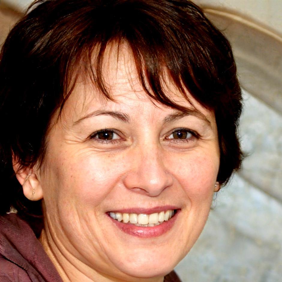 Esperanza Molina